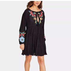 FREE PEOPLE Spell on You Embroidered Peasant Dress Size M